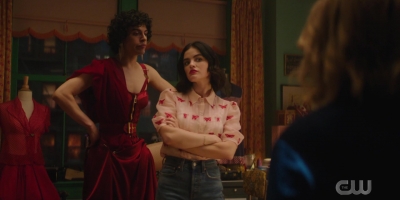 katy_keene_s01e06_1080p_webrip_x264-xlf_0538.jpg