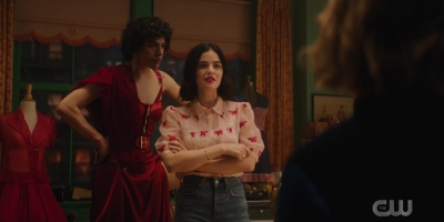 katy_keene_s01e06_1080p_webrip_x264-xlf_0541.jpg