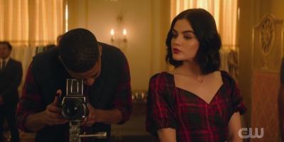 katy_keene_s01e06_1080p_webrip_x264-xlf_0785.jpg