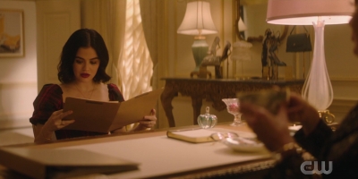 katy_keene_s01e06_1080p_webrip_x264-xlf_0997.jpg