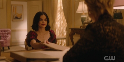 katy_keene_s01e06_1080p_webrip_x264-xlf_1031.jpg