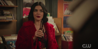katy_keene_s01e06_1080p_webrip_x264-xlf_1094.jpg