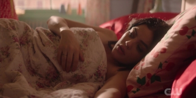 katy_keene_s01e06_1080p_webrip_x264-xlf_2188.jpg