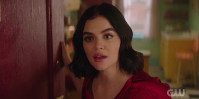 katy_keene_s01e06_1080p_webrip_x264-xlf_2218.jpg