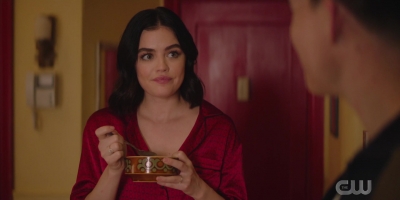 katy_keene_s01e06_1080p_webrip_x264-xlf_2250.jpg