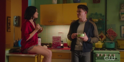 katy_keene_s01e06_1080p_webrip_x264-xlf_2268.jpg