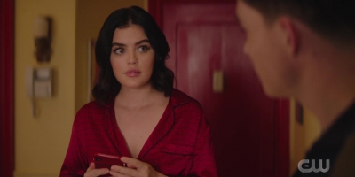 katy_keene_s01e06_1080p_webrip_x264-xlf_2289.jpg