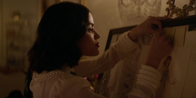 katy_keene_s01e07_1080p_web_h264-memento_1659.jpg