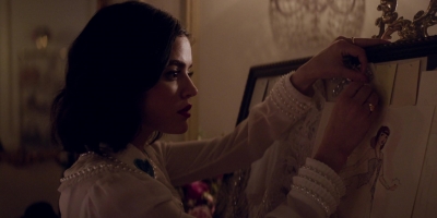 katy_keene_s01e07_1080p_web_h264-memento_1663.jpg