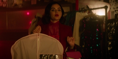 katy_keene_s01e07_1080p_web_h264-memento_2184.jpg