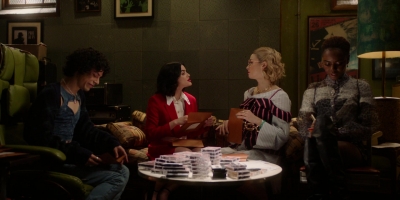 katy_keene_s01e08_1080p_web_h264-memento_0427.jpg