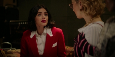 katy_keene_s01e08_1080p_web_h264-memento_0440.jpg