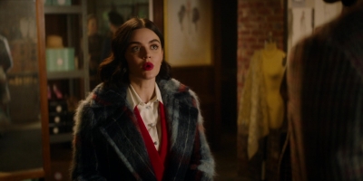 katy_keene_s01e08_1080p_web_h264-memento_0686.jpg