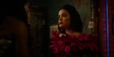 katy_keene_s01e08_1080p_web_h264-memento_1803.jpg