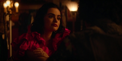 katy_keene_s01e08_1080p_web_h264-memento_2030.jpg