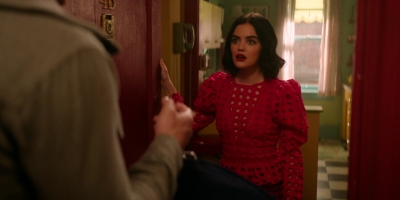 katy_keene_s01e08_1080p_web_h264-memento_2111.jpg