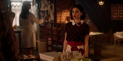 katy_keene_s01e09_1080p_web_h264-memento_0138.jpg