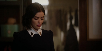 katy_keene_s01e09_1080p_web_h264-memento_0375.jpg