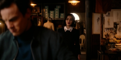 katy_keene_s01e09_1080p_web_h264-memento_0408.jpg
