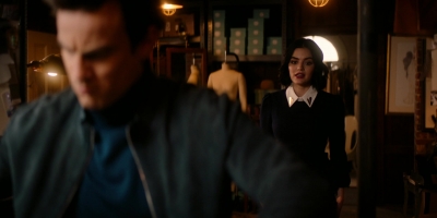 katy_keene_s01e09_1080p_web_h264-memento_0416.jpg
