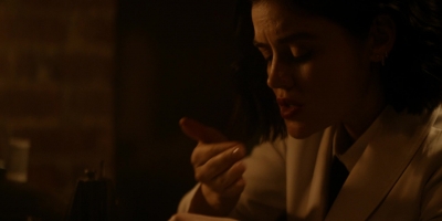 katy_keene_s01e09_1080p_web_h264-memento_0495.jpg