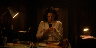 katy_keene_s01e09_1080p_web_h264-memento_0512.jpg