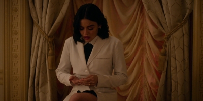 katy_keene_s01e09_1080p_web_h264-memento_0533.jpg