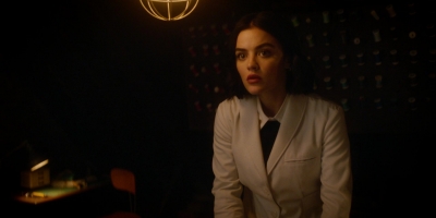 katy_keene_s01e09_1080p_web_h264-memento_0589.jpg