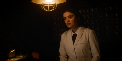 katy_keene_s01e09_1080p_web_h264-memento_0597.jpg