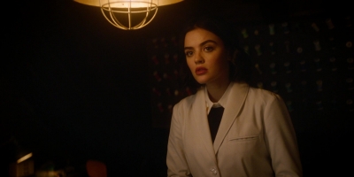 katy_keene_s01e09_1080p_web_h264-memento_0601.jpg