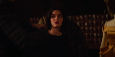 katy_keene_s01e09_1080p_web_h264-memento_0909.jpg