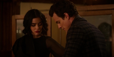 katy_keene_s01e09_1080p_web_h264-memento_0930.jpg
