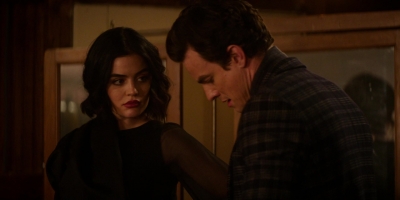 katy_keene_s01e09_1080p_web_h264-memento_0931.jpg