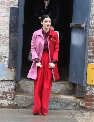 HQ
