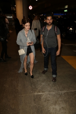 HQ
