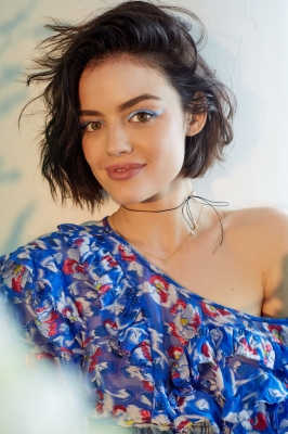 UHQ
