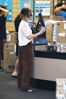 lucyoutinla16032022-005.jpg