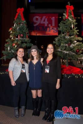 meet_greet101214-094.jpg