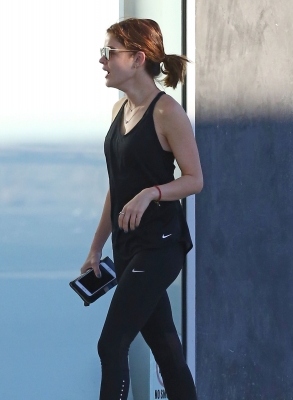HQ
