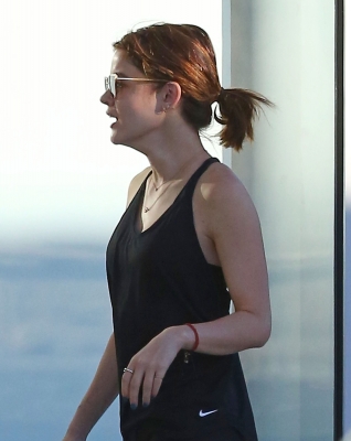 HQ
