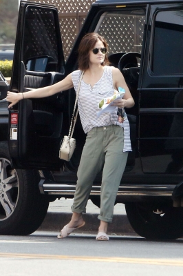 HQ
