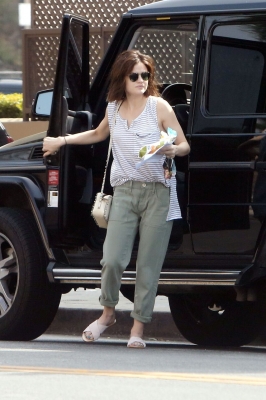 HQ
