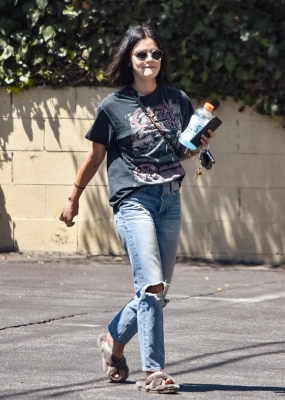 oala130819-001.jpg
