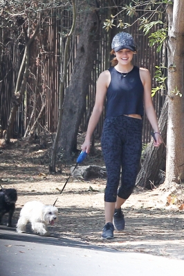 HQ
