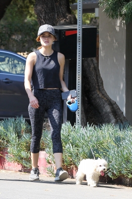 HQ

