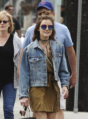 HQ

