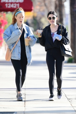 outinla120120-006.jpg