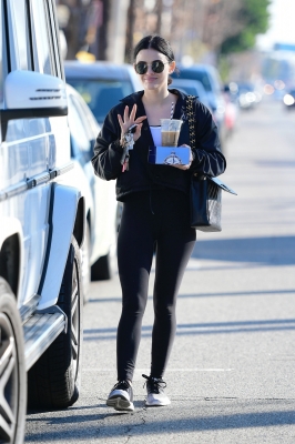 outinla120120-029.jpg