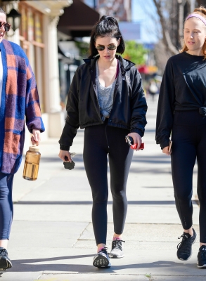 outinla160220-003.jpg