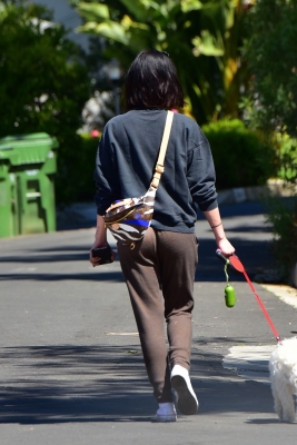 outinla220420-007.jpg
